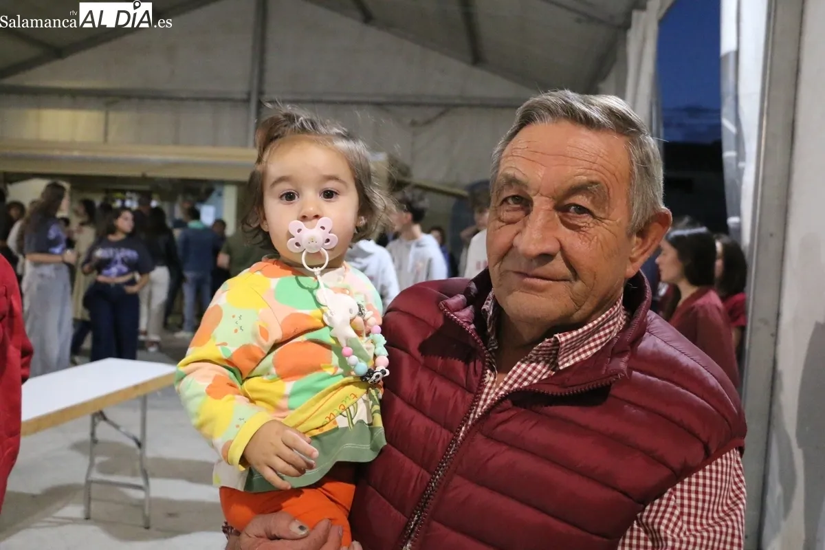 Animado concurso de tortillas para comenzar las fiestas de Santa Teresa / CORRAL