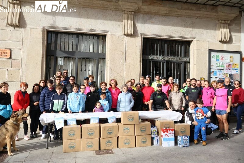 IV Entrenamiento Solidario en Alba de Tormes: dona alimentos