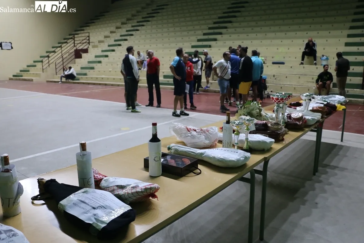 Excelente nivel el que demostraron las 16 parejas participantes en este XIV Campeonato de Frontenis de Vitigudino / CORRAL