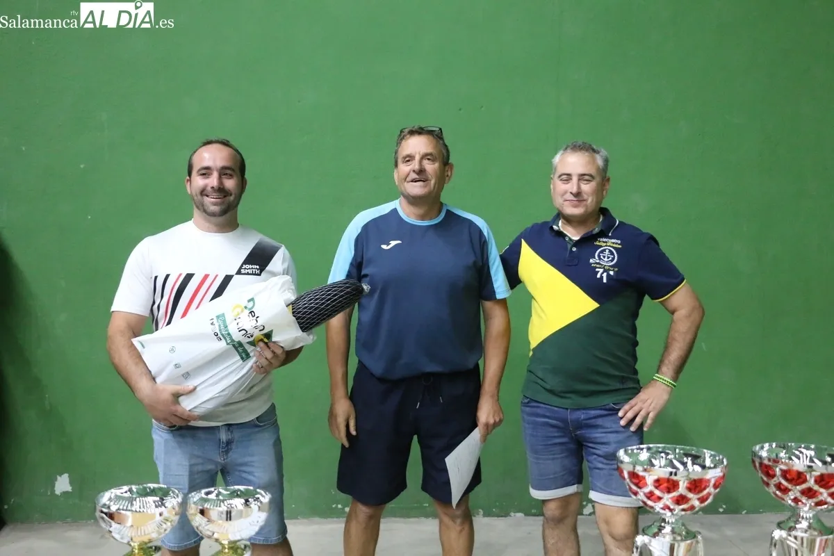 Excelente nivel el que demostraron las 16 parejas participantes en este XIV Campeonato de Frontenis de Vitigudino / CORRAL