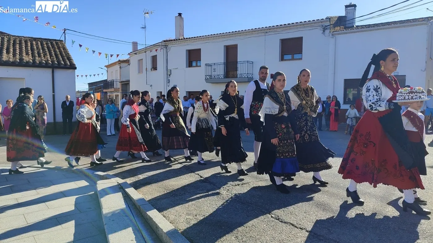 Día grande de las fiestas de las Madrinas en Valderrodrigo / CORRAL