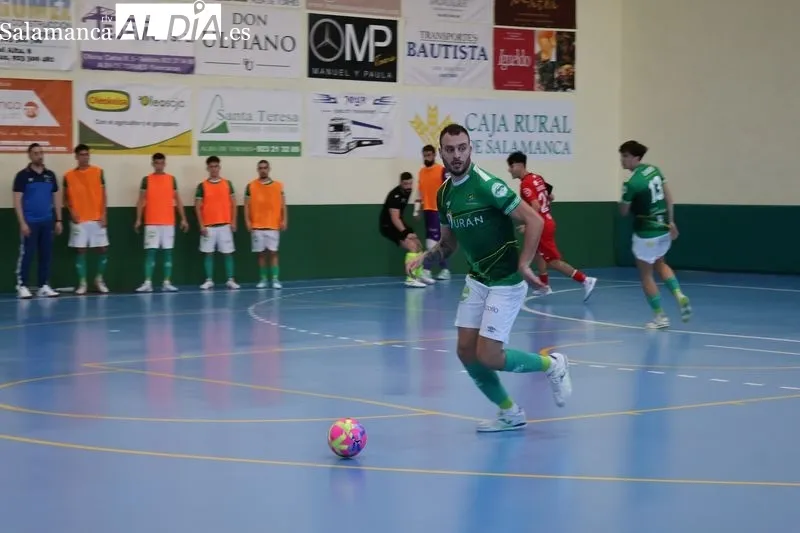 Foto 17 - El Piensos Dur&aacute;n Albense se estrena con autoridad ante su afici&oacute;n (6-3)