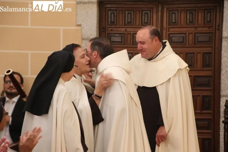 Foto 4 - Las palabras del prior Miguel &Aacute;ngel Gonz&aacute;lez como Hijo Adoptivo de Alba: "Regalo este honor a la Santa"