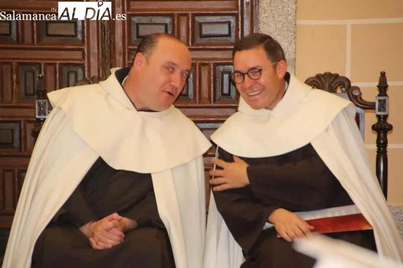 Foto 2 - Las palabras del prior Miguel &Aacute;ngel Gonz&aacute;lez como Hijo Adoptivo de Alba: "Regalo este honor a la Santa"