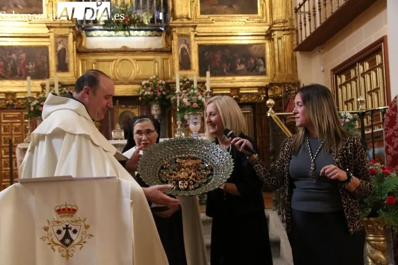 Foto 6 - La Orden del Carmelo Descalzo recibe la Medalla de Honor de Alba de Tormes