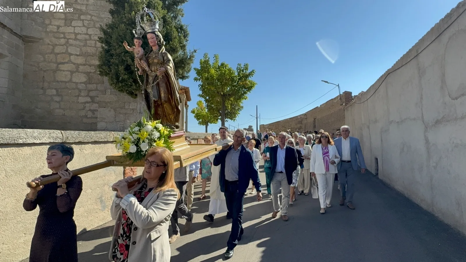Foto 6 - Mancera de Abajo celebra con fervor el d&iacute;a grande de sus &lsquo;fiestas chicas&rsquo; en honor a la Virgen del Rosario