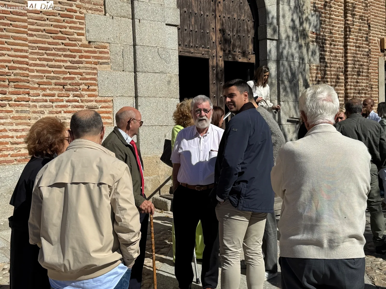 Foto 4 - Pe&ntilde;aranda acompa&ntilde;a a la Guardia Civil en su d&iacute;a grande