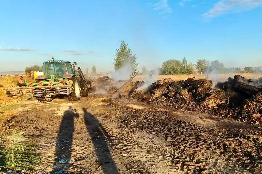 Se reaviva el incendio de Las Eras. Ayto Villoria