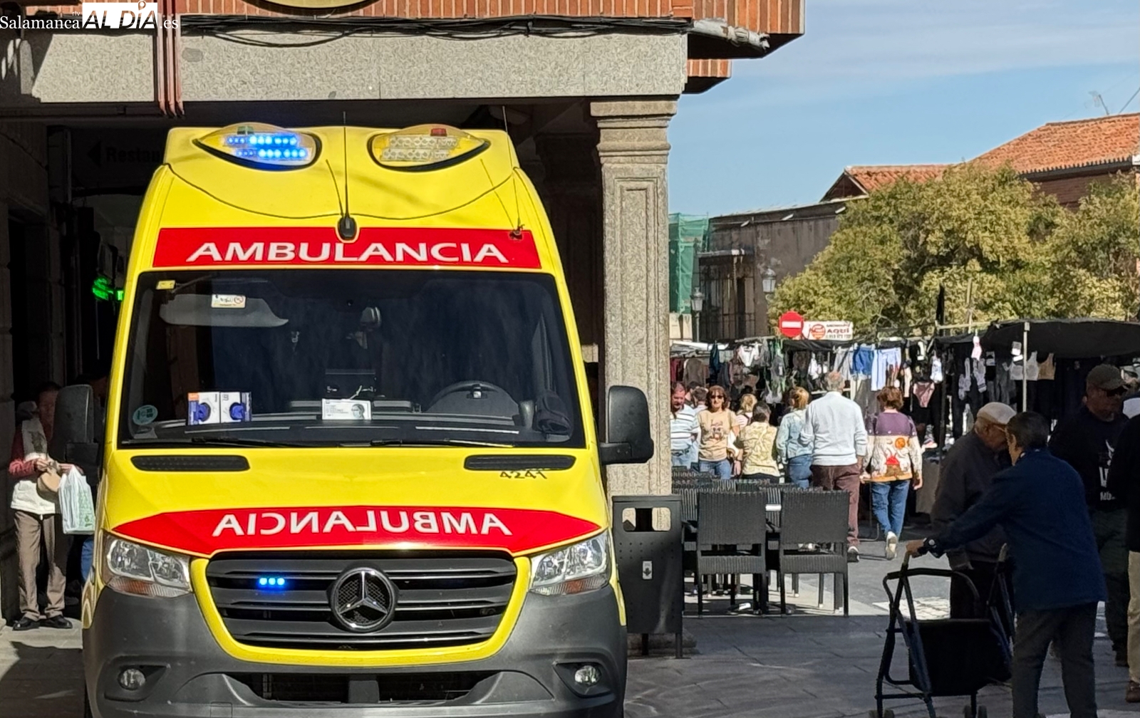 Un hombre sufre un desvanecimiento en pleno mercado semanal de Peñaranda