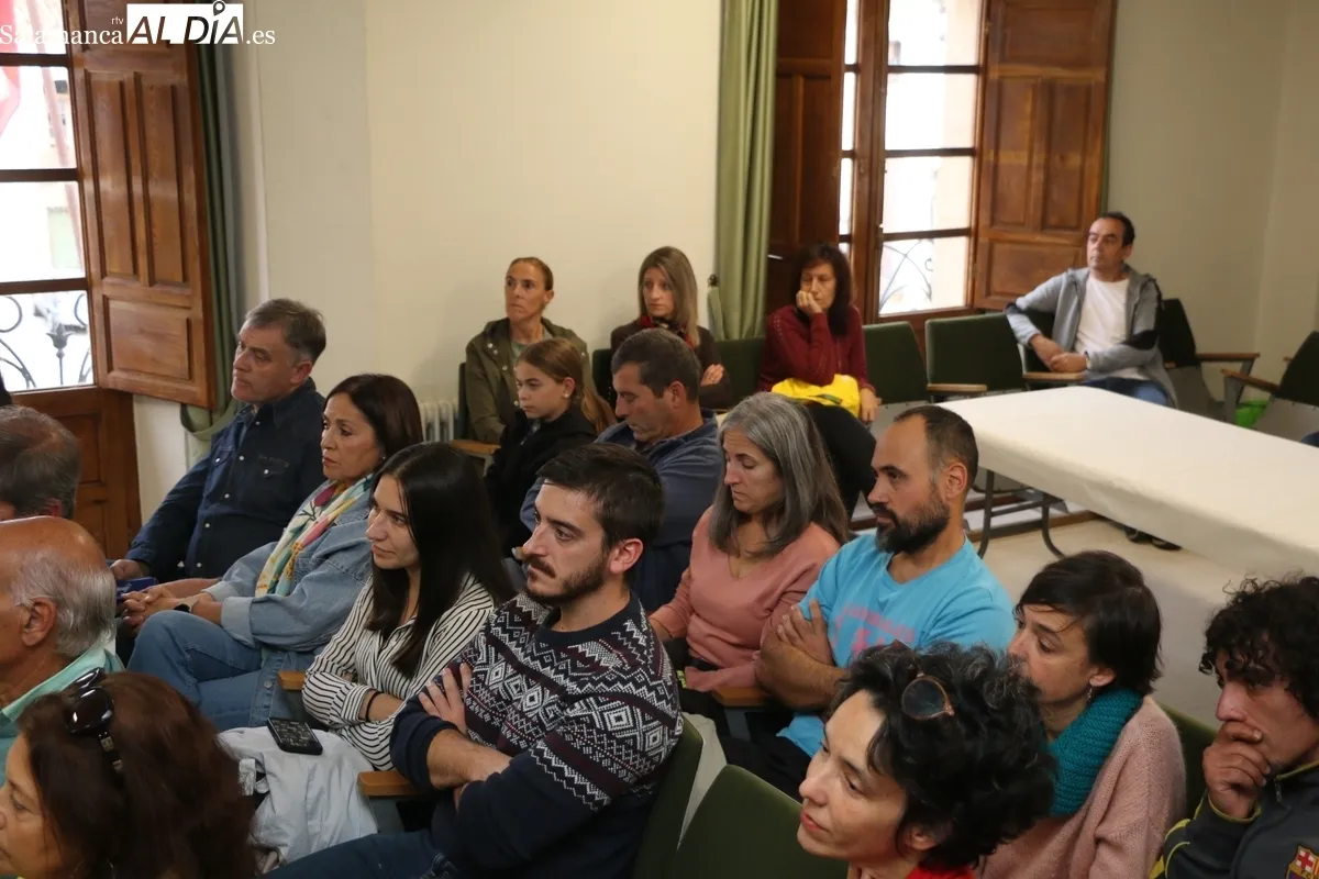 Presentación en Lumbrales del proyecto 'Territorio Joven', de la Asociación de Turismo Arribes del Duero / CORRAL