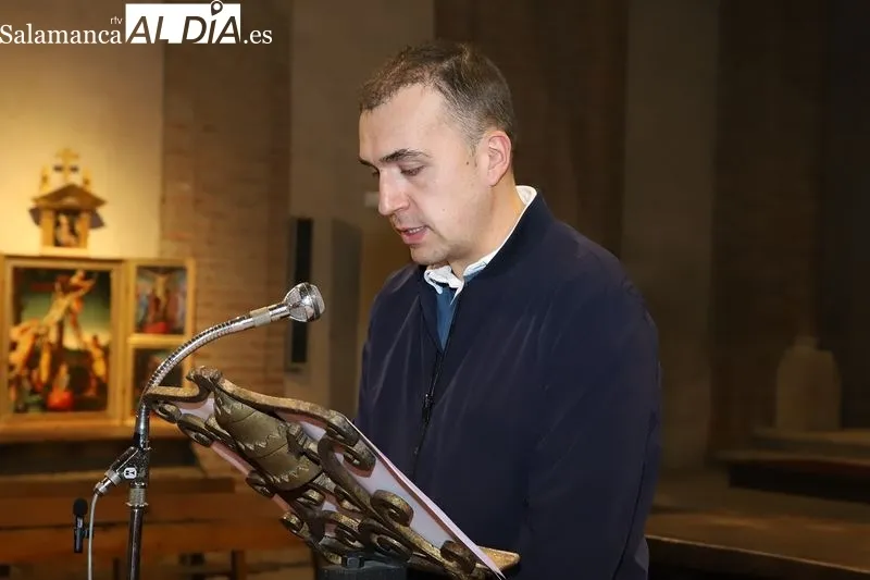 Foto 6 - La tradici&oacute;n teresiana une a generaciones en Alba de Tormes con la lectura de su epistolario