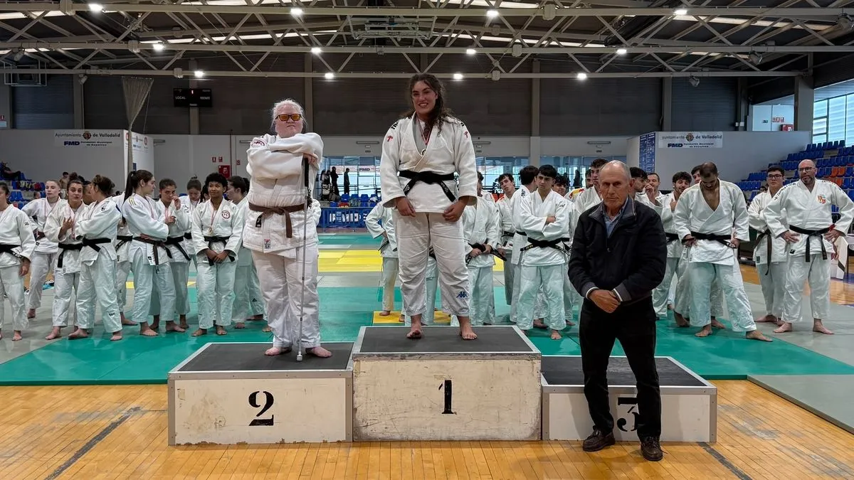 Foto 4 - FOTOS | El Club Doryoku brilla en el Auton&oacute;mico Senior con 12 medallas
