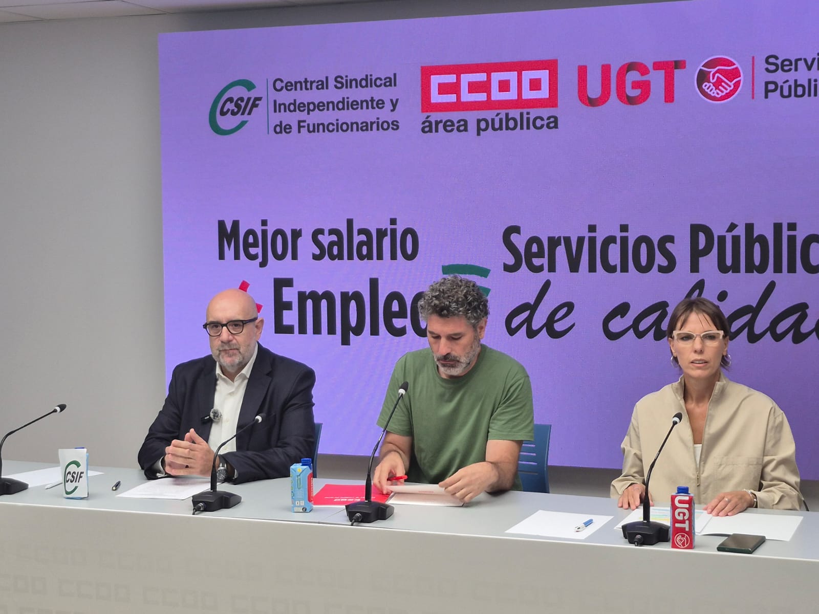 Huelga de funcionarios en diciembre: UGT, CCOO y CSIF convocan paros