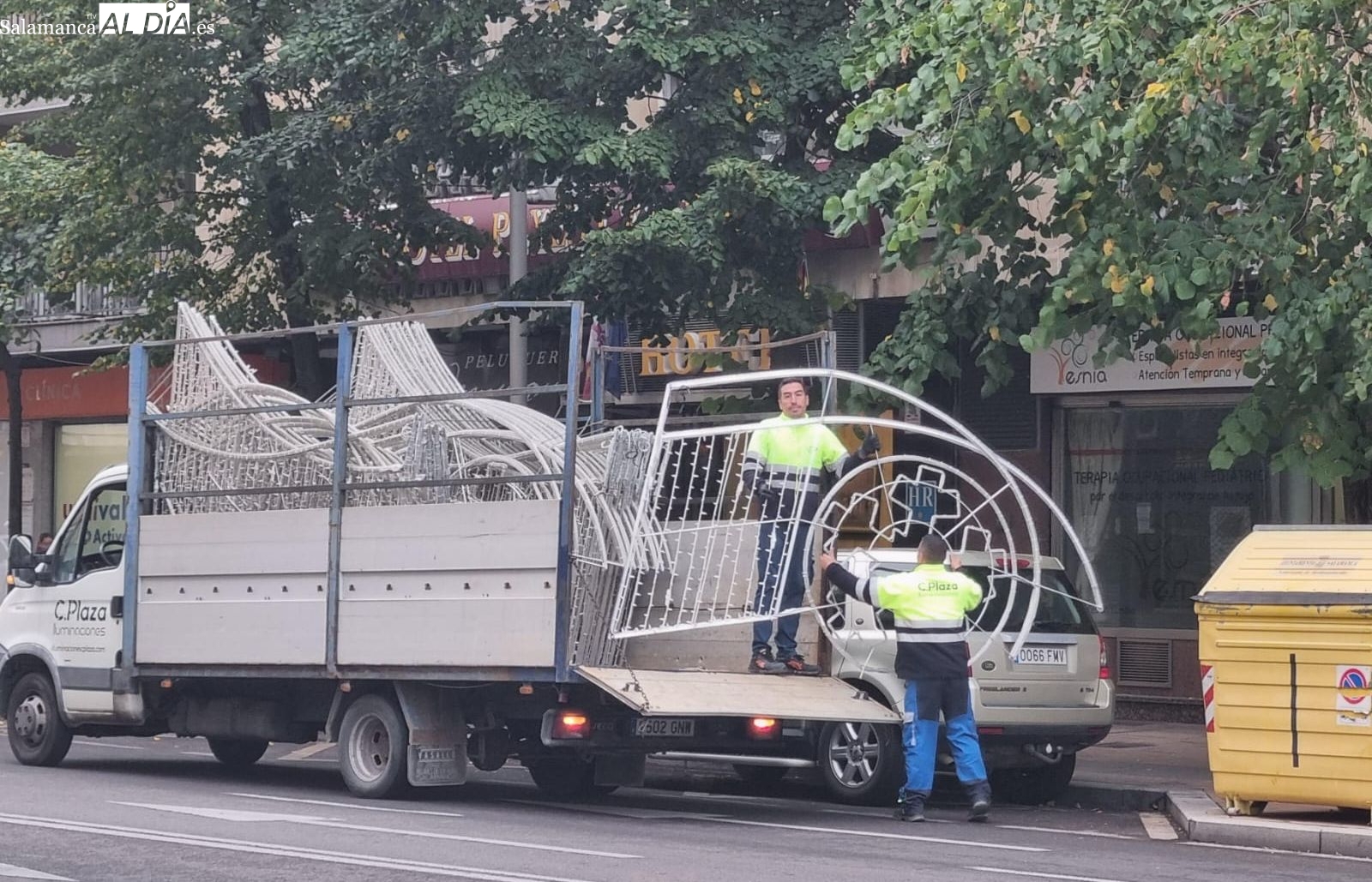 Comienza instalación luces Navidad Salamanca