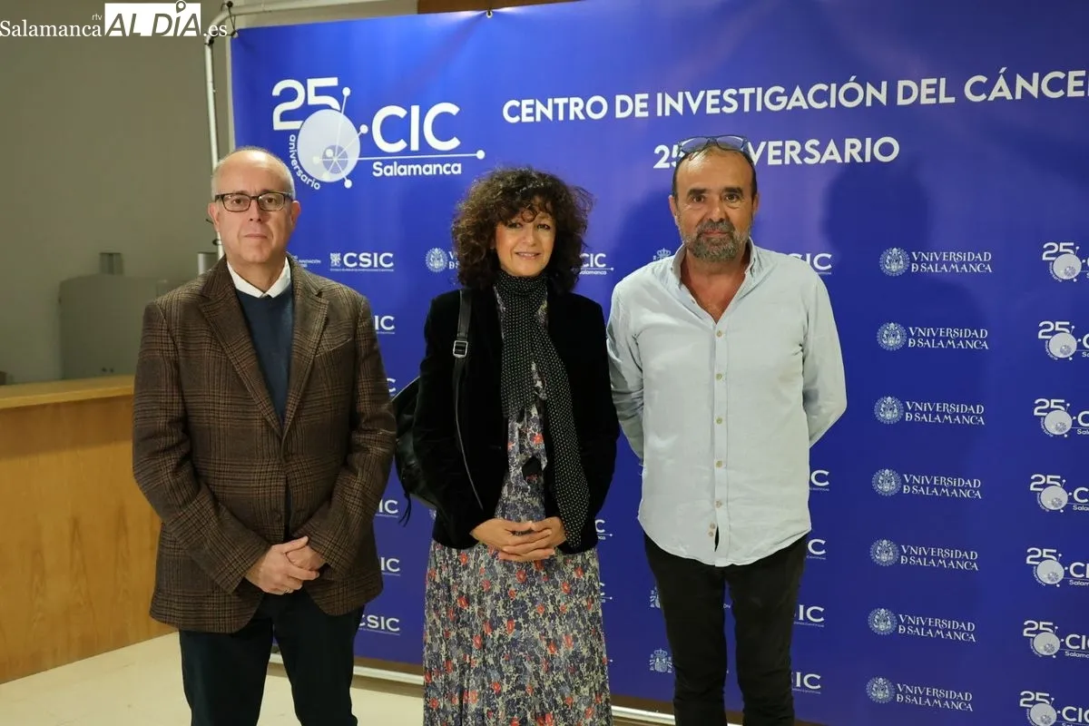 La Nobel de Química Emmanuelle Charpentier atendía a los medios en el Campus Unamuno de la USAL. Foto de David Sañudo
