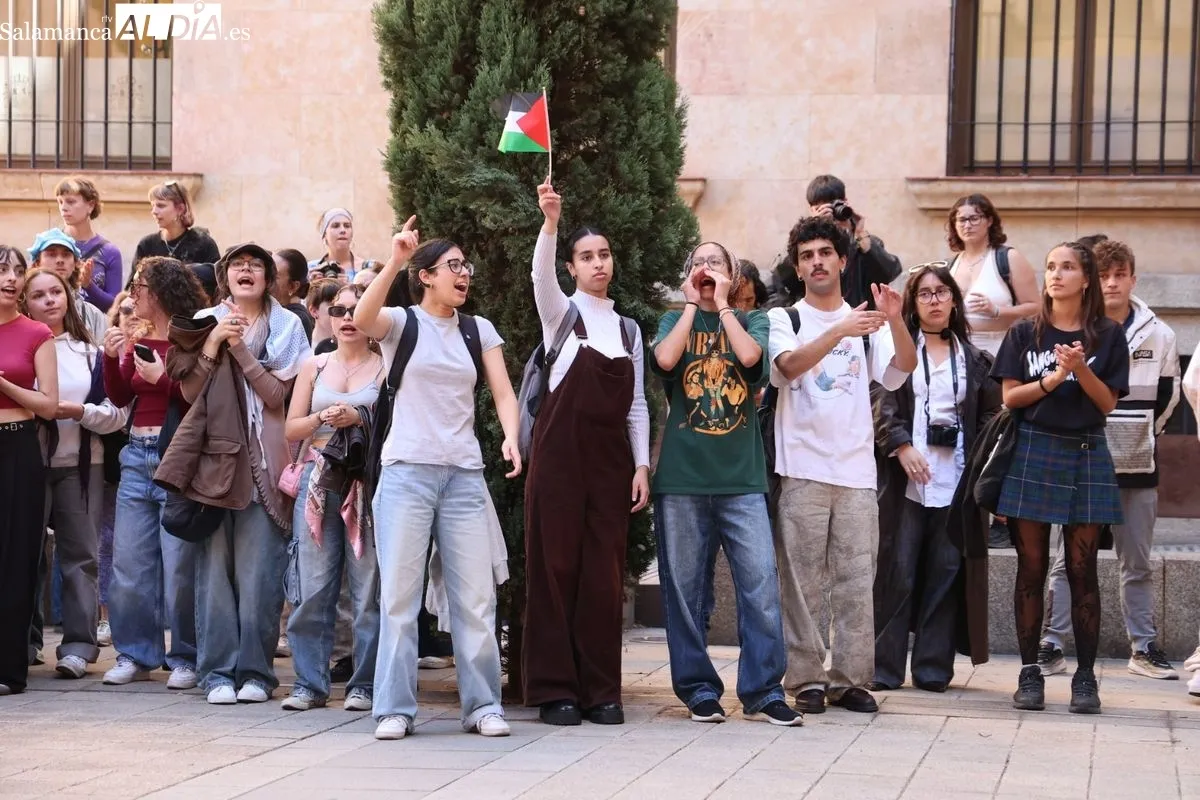 Manifestación de estudiantes en Salamanca contra el genocidio del pueblo palestino. Foto de David Sañudo