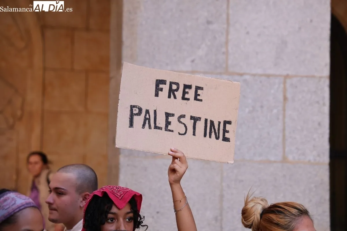Manifestación de estudiantes en Salamanca contra el genocidio del pueblo palestino. Foto de David Sañudo