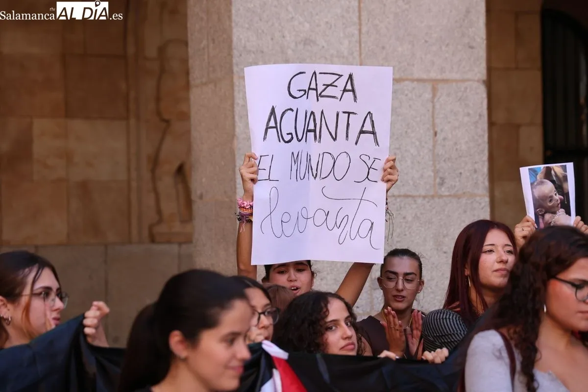 Manifestación de estudiantes en Salamanca contra el genocidio del pueblo palestino. Foto de David Sañudo