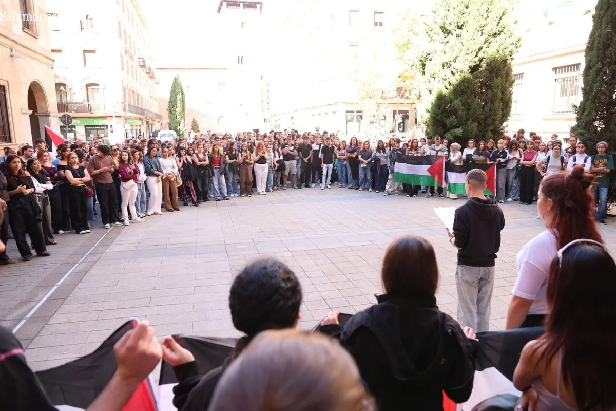 Manifestación de estudiantes en Salamanca contra el genocidio del pueblo palestino. Foto de David Sañudo