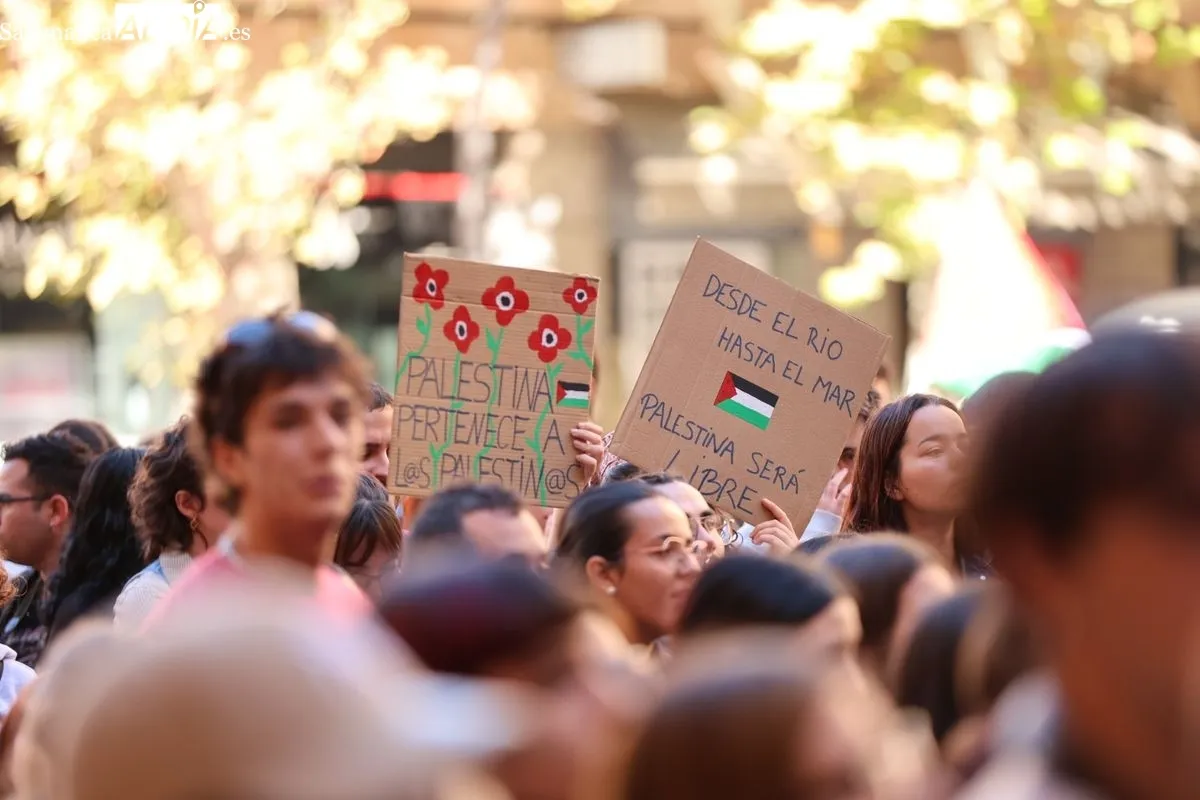 Manifestación de estudiantes en Salamanca contra el genocidio del pueblo palestino. Foto de David Sañudo