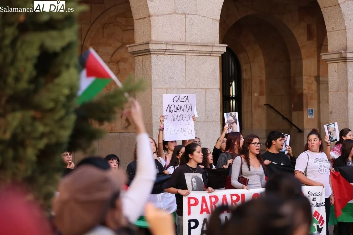 Manifestación de estudiantes en Salamanca contra el genocidio del pueblo palestino. Foto de David Sañudo