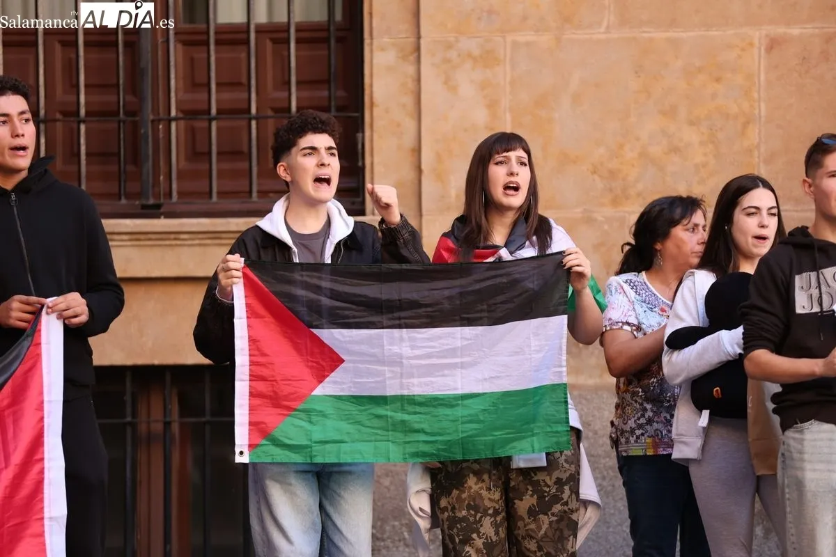 Manifestación de estudiantes en Salamanca contra el genocidio del pueblo palestino. Foto de David Sañudo