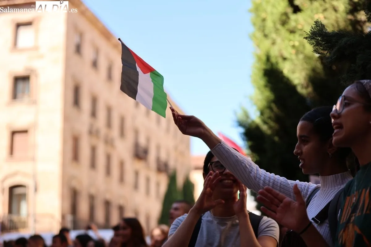Manifestación de estudiantes en Salamanca contra el genocidio del pueblo palestino. Foto de David Sañudo