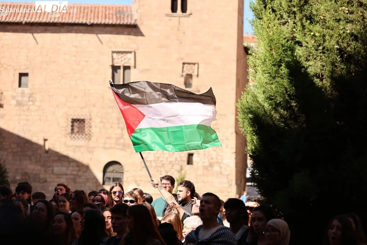 Manifestación de estudiantes en Salamanca contra el genocidio del pueblo palestino. Foto de David Sañudo