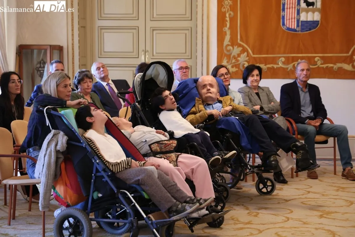 Presentación en el Ayuntamiento de Salamanca de los actos programados por el Día Mundial de la Parálisis Cerebral. Foto de David Sañudo