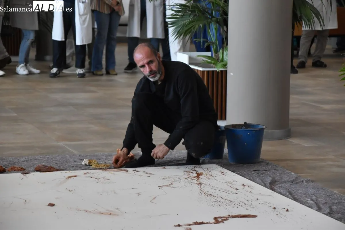 'Latidos de barro' en el Hospital de Salamanca | Fotos: T.S.