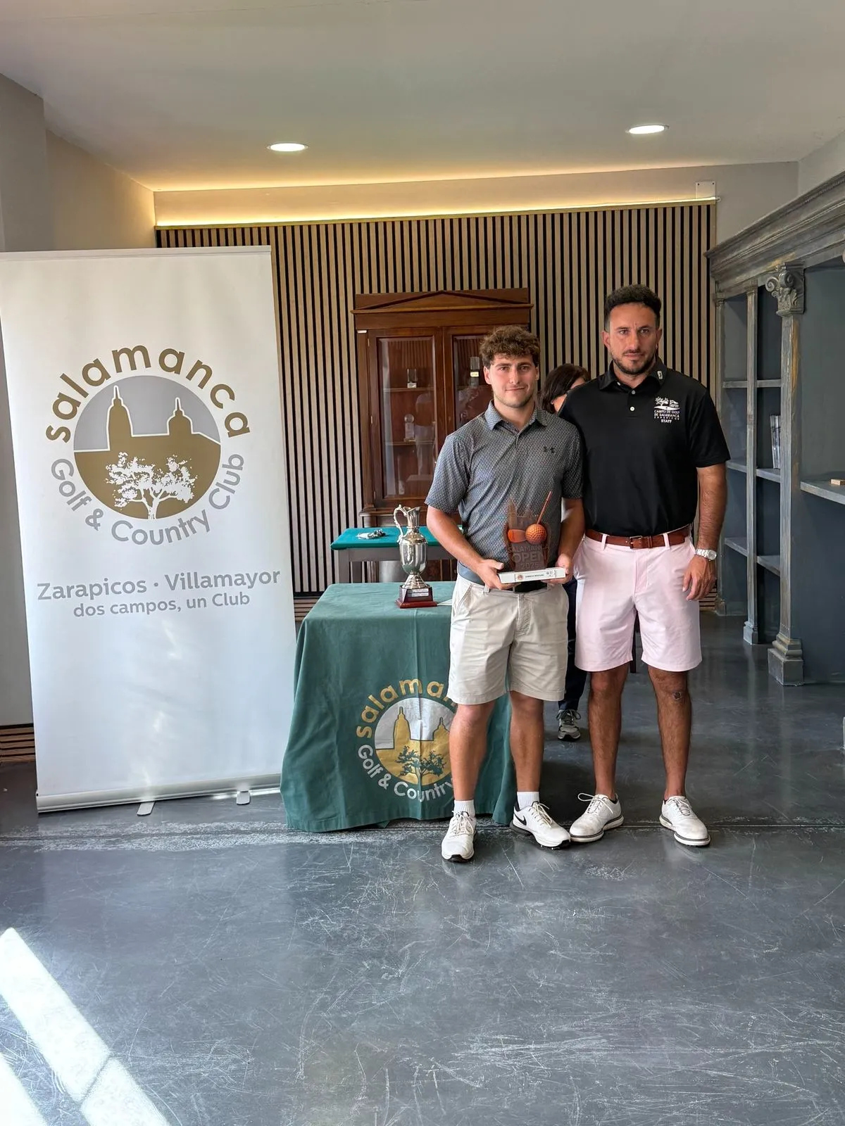 Foto 2 - Alejandro Tar&iacute;n y Mar&iacute;a Carl&oacute;n se coronan en el Salamanca Open 2025 (Fotos)