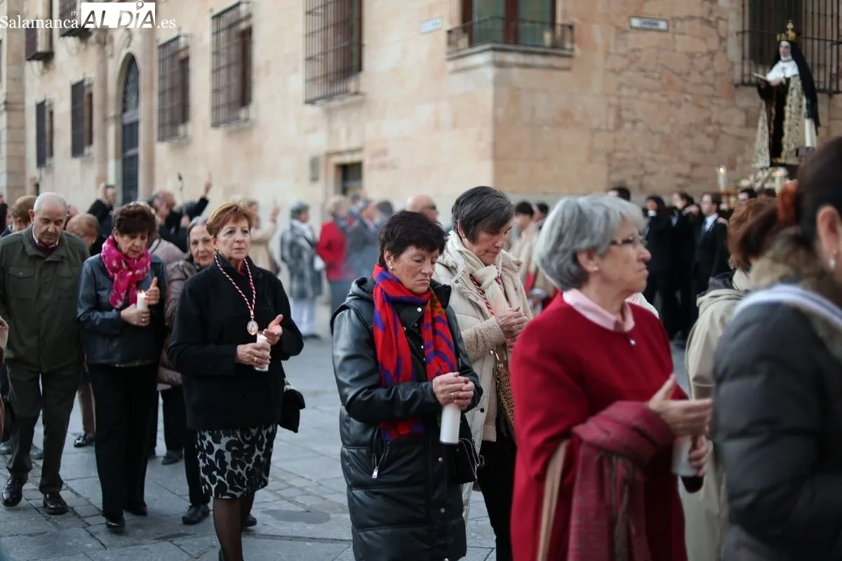 Procesión de Santa Teresa por Salamanca. Foto: David Sañudo