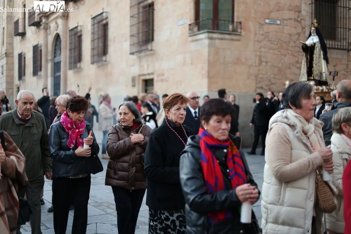 Procesión de Santa Teresa por Salamanca. Foto: David Sañudo
