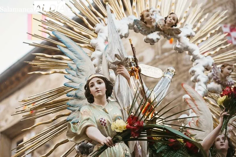 Foto 15 - Procesi&oacute;n de Santa Teresa de Jes&uacute;s y el Santo Brazo en Alba de Tormes