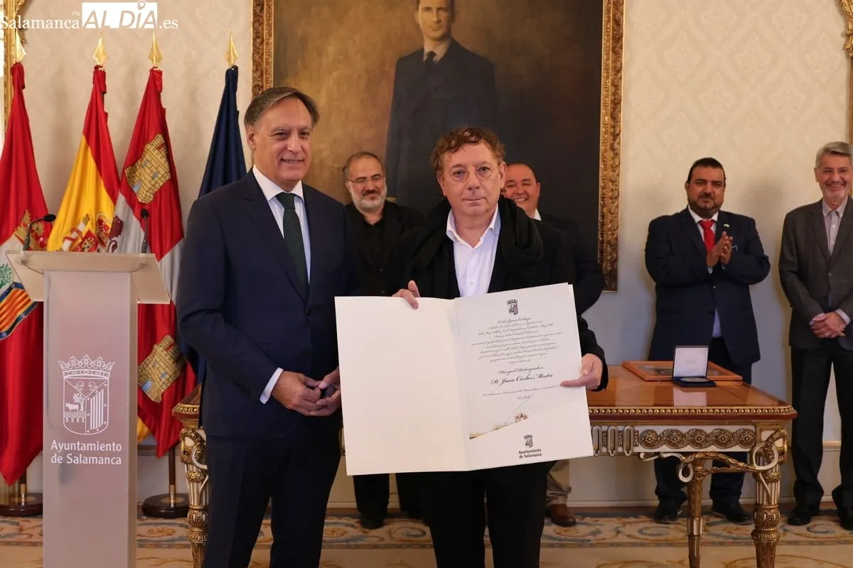 Salamanca nombra Huéspedes Distinguidos a los poetas Juan Carlos Mestre y Salvador Madrid en el marco del XVIII Encuentro de Poetas Iberoamericanos. Foto de David Sañudo