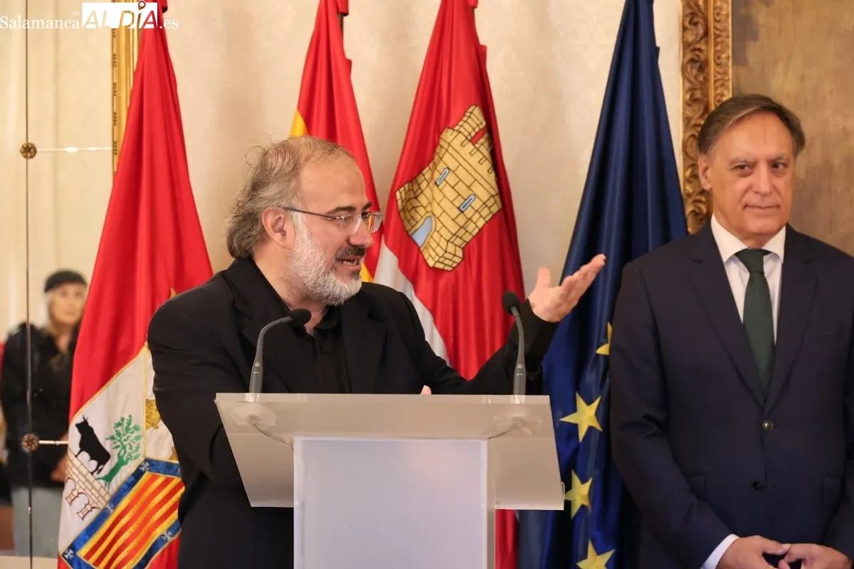Salamanca nombra Huéspedes Distinguidos a los poetas Juan Carlos Mestre y Salvador Madrid en el marco del XVIII Encuentro de Poetas Iberoamericanos. Foto de David Sañudo