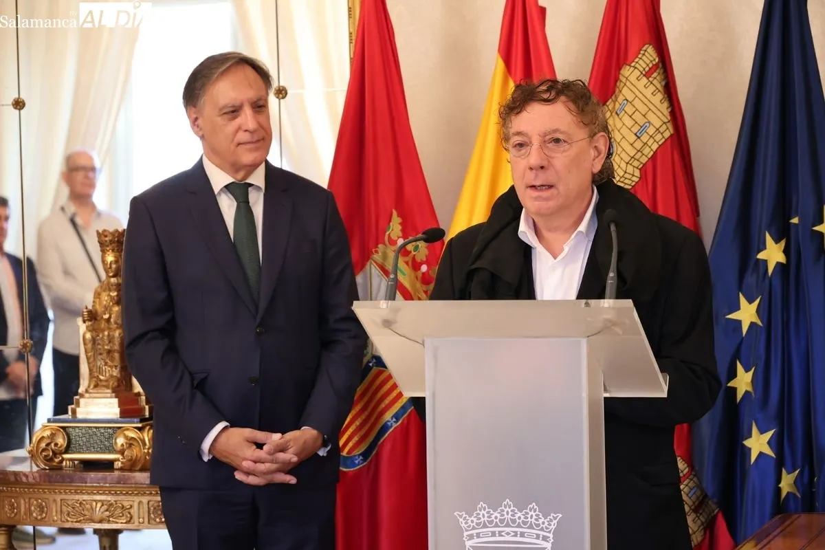 Salamanca nombra Huéspedes Distinguidos a los poetas Juan Carlos Mestre y Salvador Madrid en el marco del XVIII Encuentro de Poetas Iberoamericanos. Foto de David Sañudo