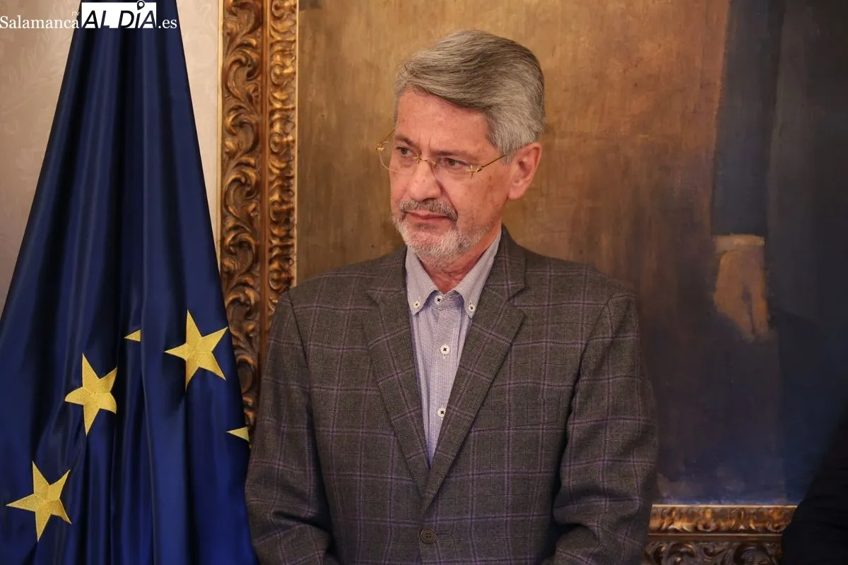 Salamanca nombra Huéspedes Distinguidos a los poetas Juan Carlos Mestre y Salvador Madrid en el marco del XVIII Encuentro de Poetas Iberoamericanos. Foto de David Sañudo