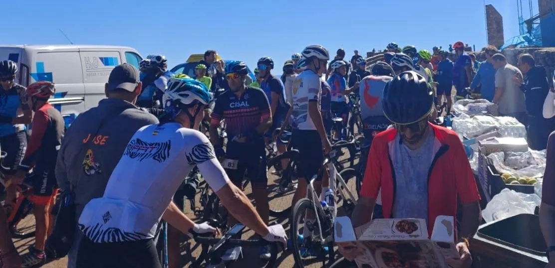 Foto 2 - Dominio absoluto de Iker P&eacute;rez Lucas para conquistar la m&iacute;tica Subida a la Pe&ntilde;a de Francia