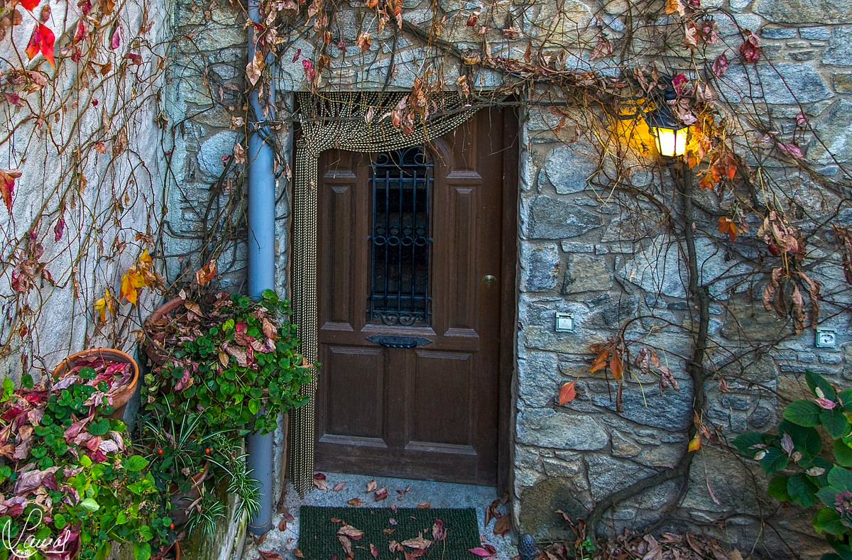 Video poesía de Manuel Lamas titulada Escondido