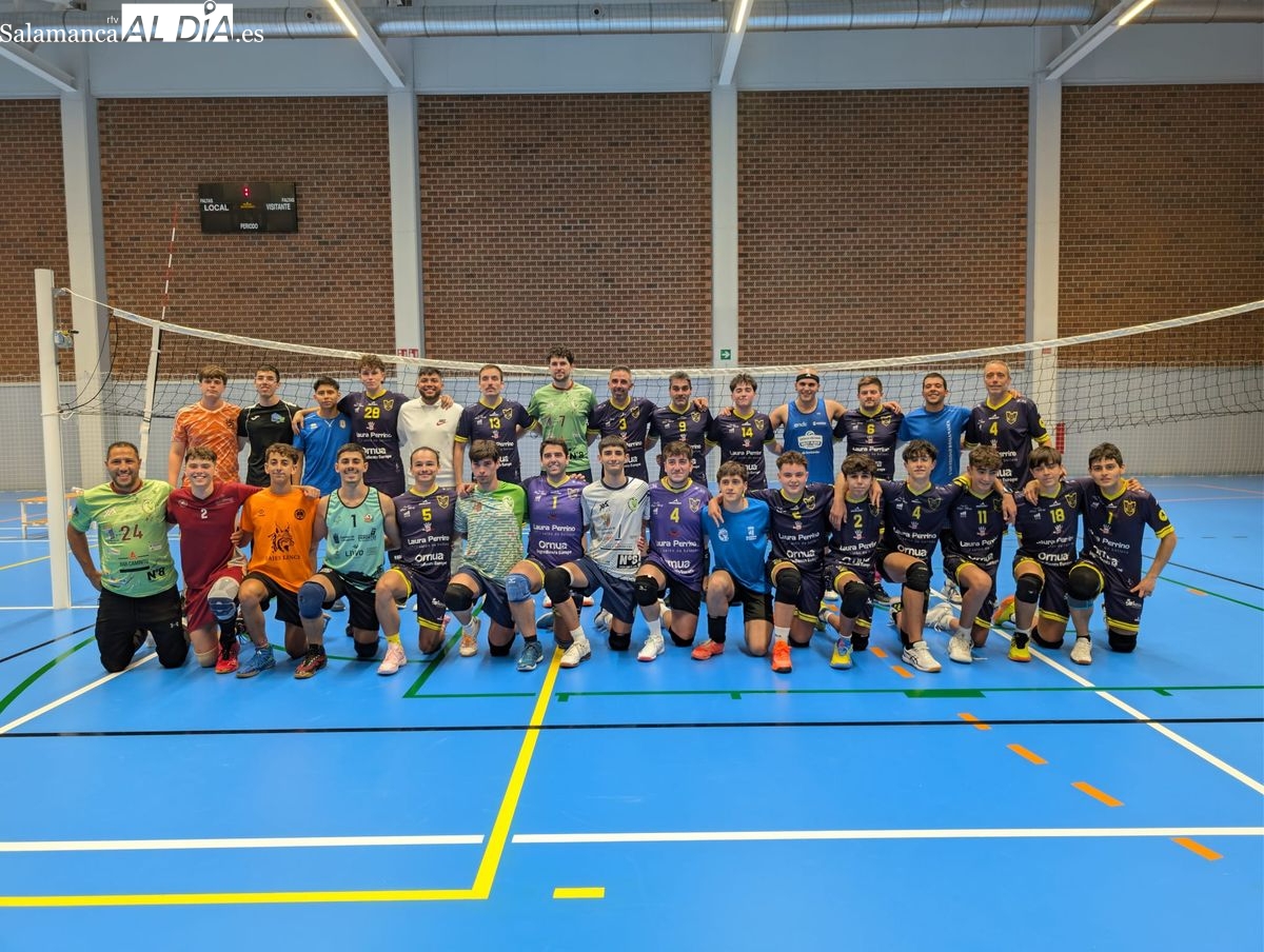 Partido amistoso del Club Voleibol Salamanca en Ávila