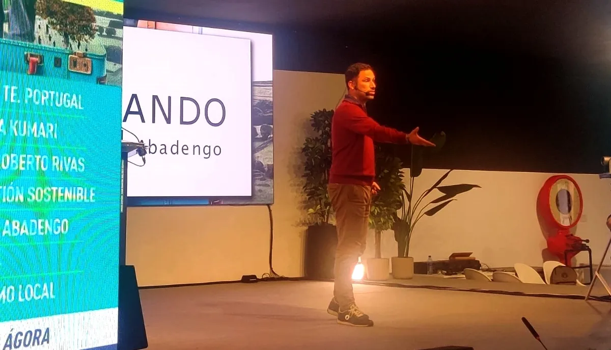 Javier González Barahona, impulsor de 'Poblando Abadengo' llevó esta iniciativa a la mayor feria de repoblación de España   