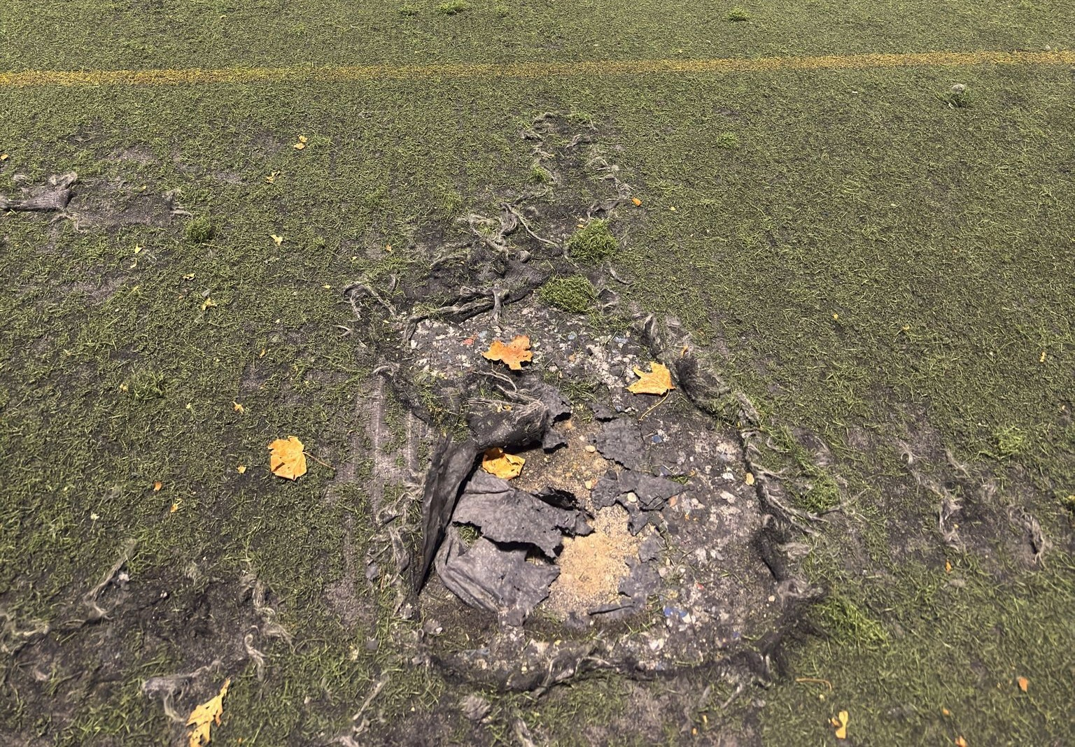 Suspendidos varios partidos de Futormes en el campo de La Aldehuela tras la denuncia de los usuarios al 