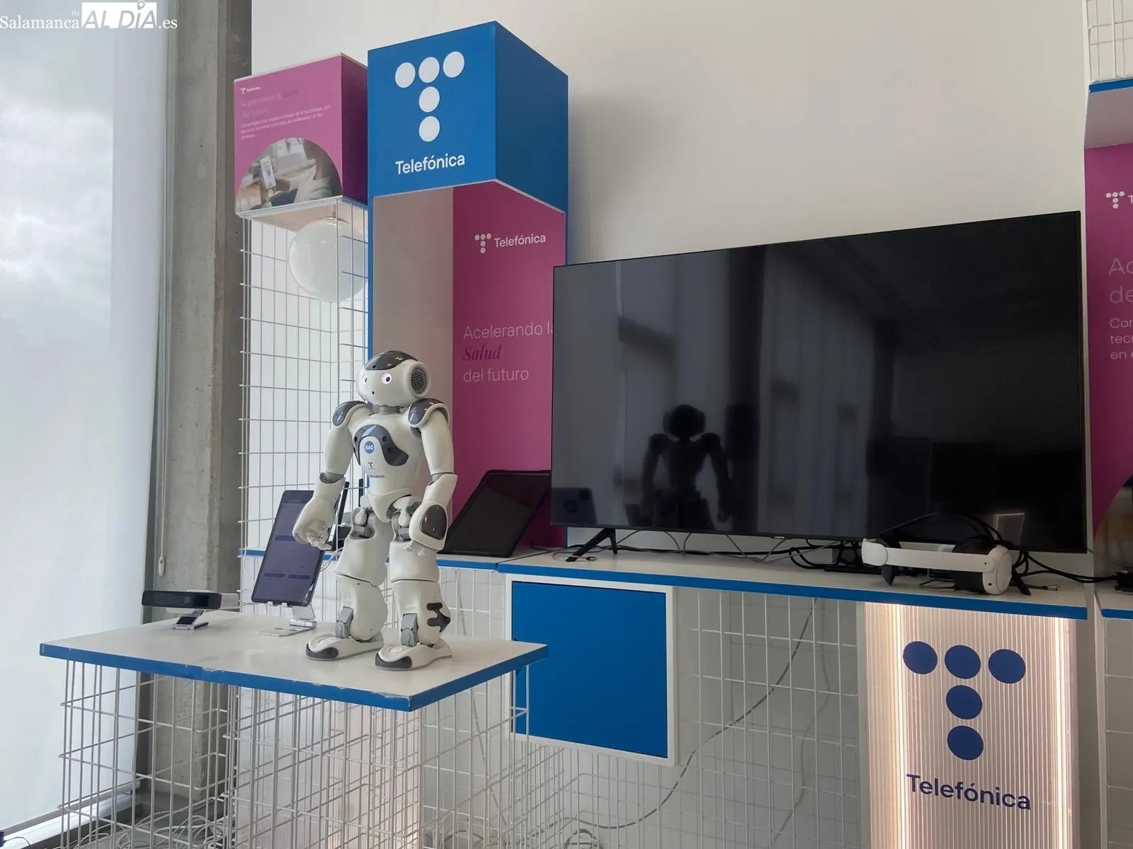La exposición InnovaTE llega a Salamanca con lo último en IA y robótica | FOTOS: Vanesa Martins 