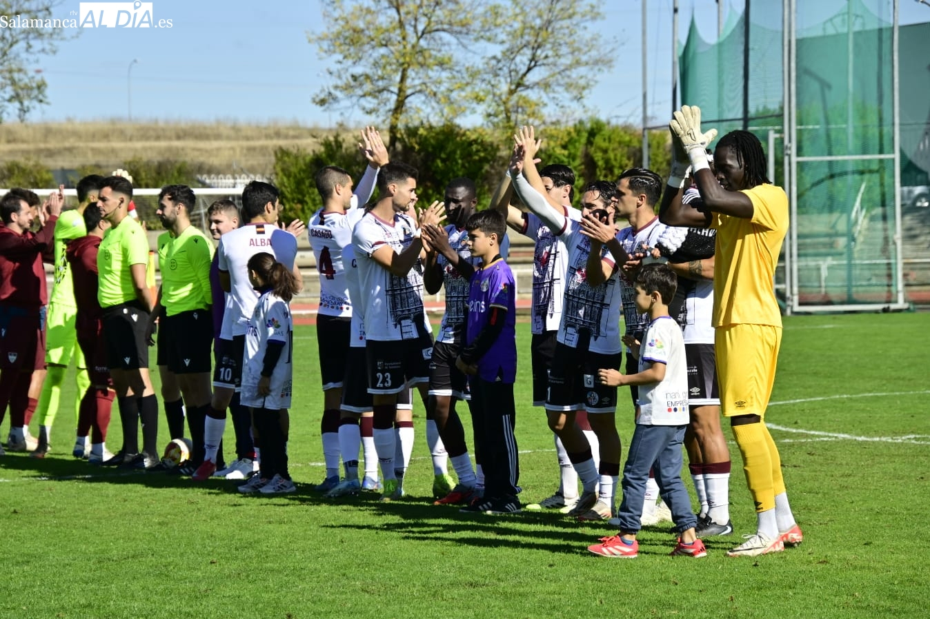 Si el Salamanca UDS jugase contra el Coruxo en Las Pistas, 24 horas antes habría nuevamente otro partido: el del filial de Unionistas