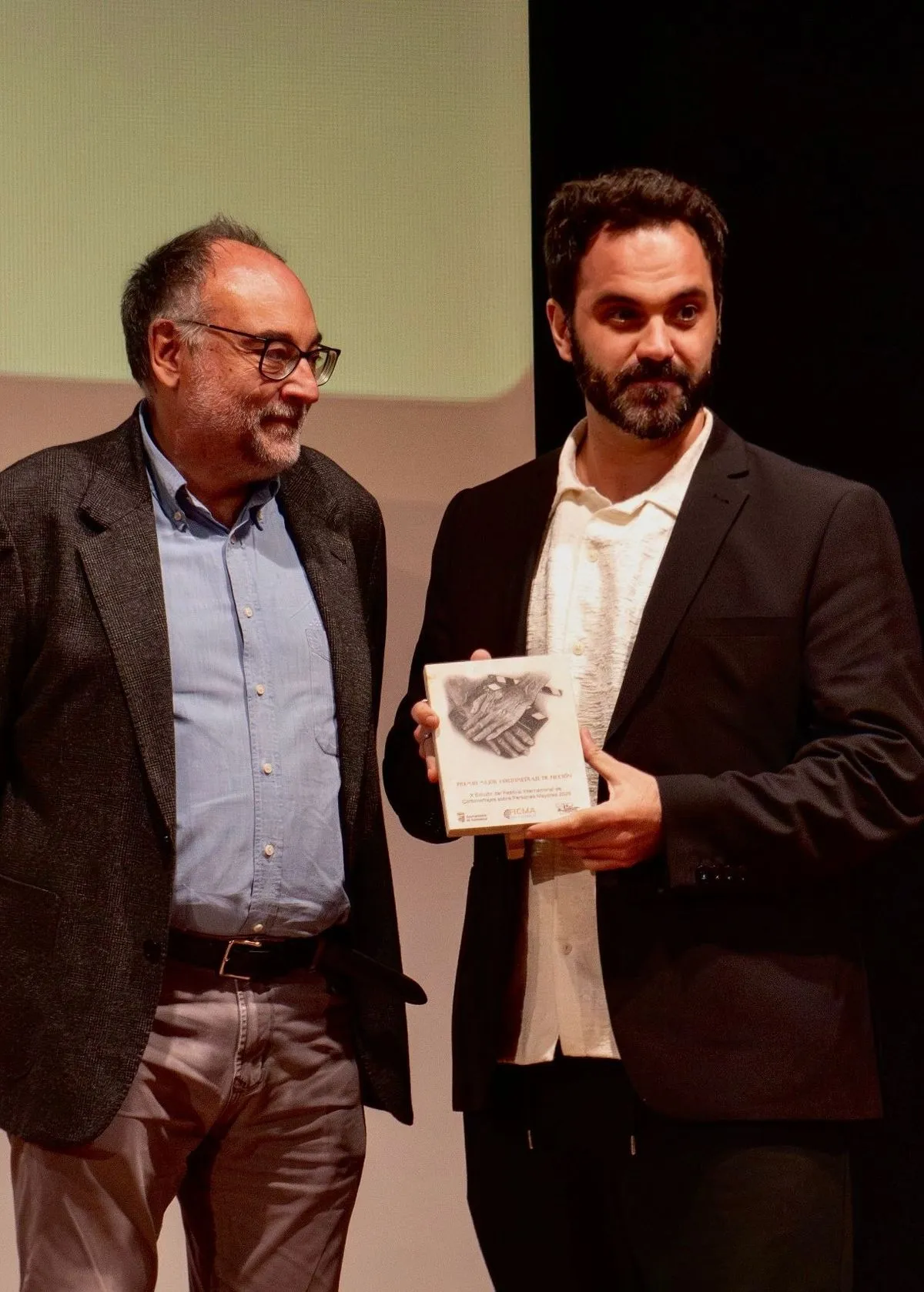 Foto 2 - 'Conexiones Inesperadas' triunfa en el FICMA Salamanca con el Primer Premio de Ficci&oacute;n