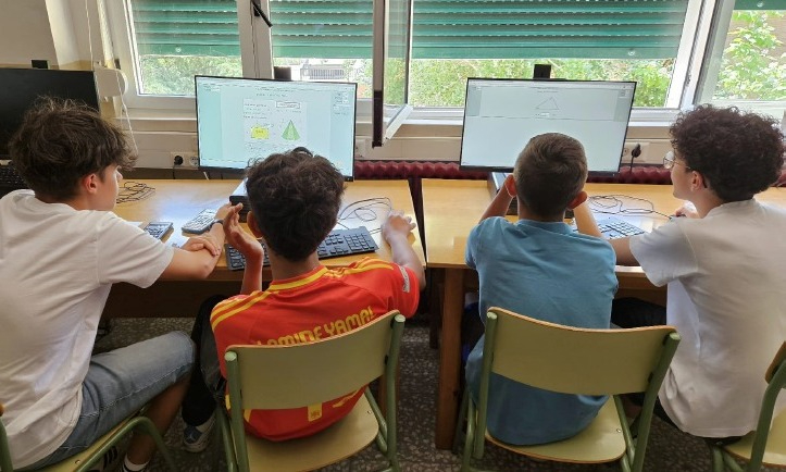 La Junta premia al IES Fray Diego por su experiencia de calidad sobre destrezas básicas