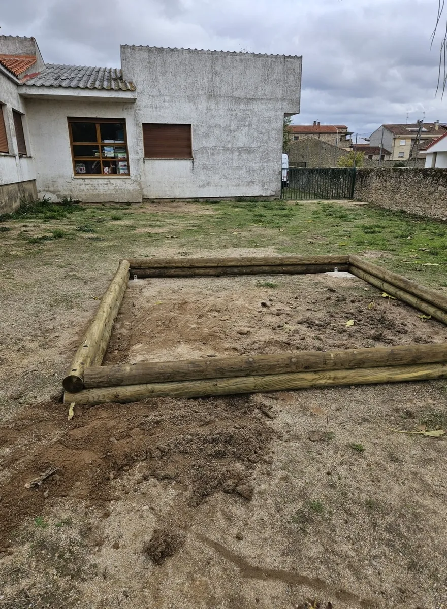 Recinto del nuevo arenero que será llenado de arena mañana viernes