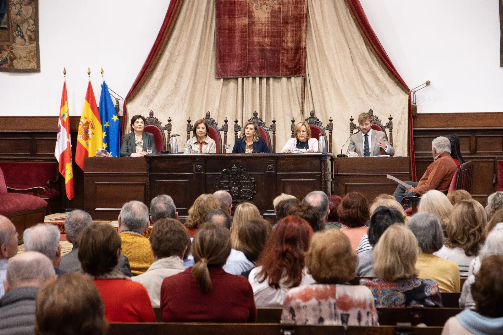Acto oficial de inauguración del Programa Interuniversitario de la Experiencia de la Universidad de Salamanca
