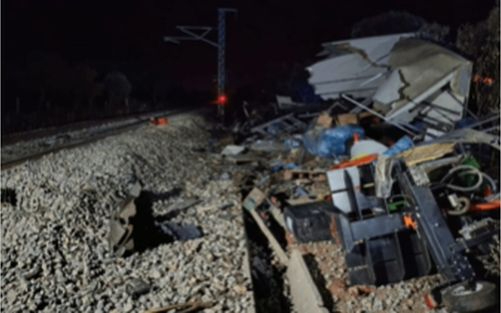 Muere un camionero en la A-62 en Salamanca arrollado por un tren